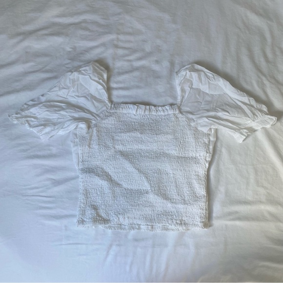 UNWORN Abercrombie & Fitch White Blouse - Picture 2 of 3